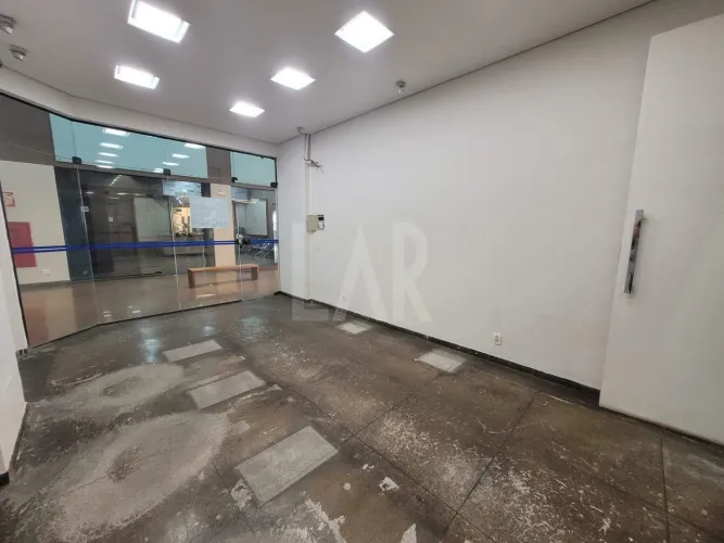 Loja comercial para aluguel no Cidade Jardim, em Belo Horizonte