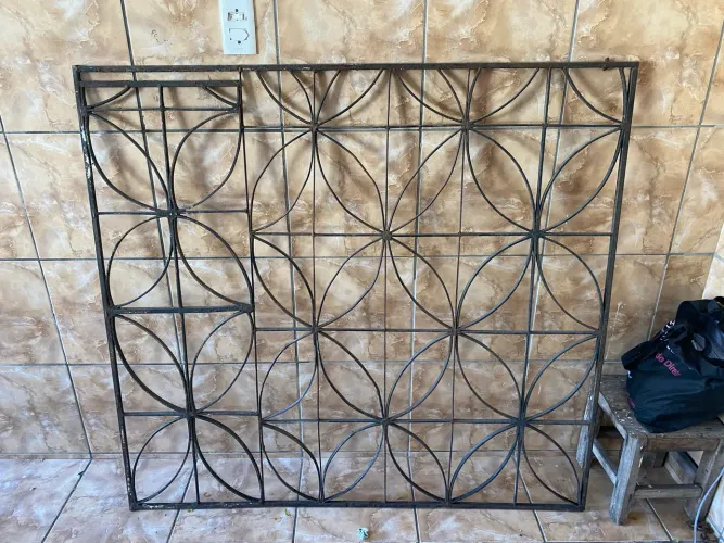 Grade de Ferro para Janela/Porta - Modelo Decorativo