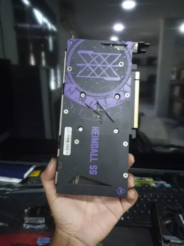 Rtx 2060 Super 8GB .  superior a rtx 3060.