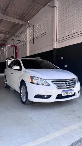 Nissan Sentra SL 2.0/ 2.0 Flex Fuel 16V Aut. 2015
