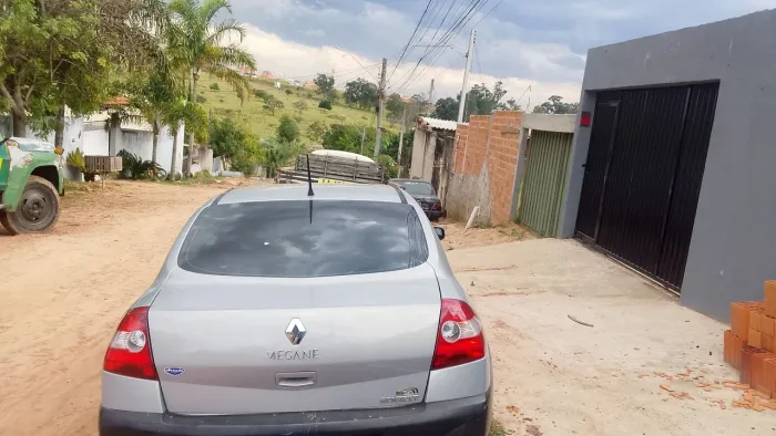 Renault Megane Sedan Dynamique 2.0 16V Aut. 2008