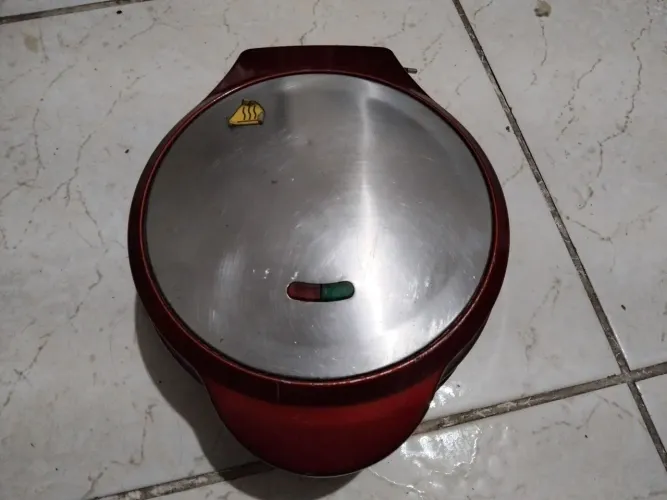 Omeleteira Philco Retro. Funcionando normalmente. Não faço entrega 