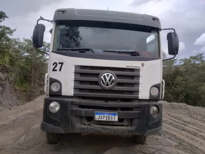 Volkswagen 26 280 6x4 2022 CAÇAMBA