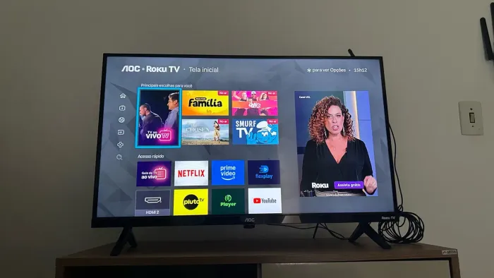 SMART TV AOC ROKU 32?