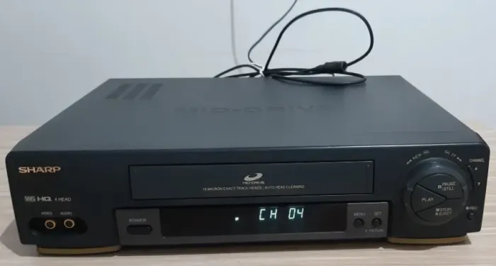 Video Cassete Sharp VC-1694 B