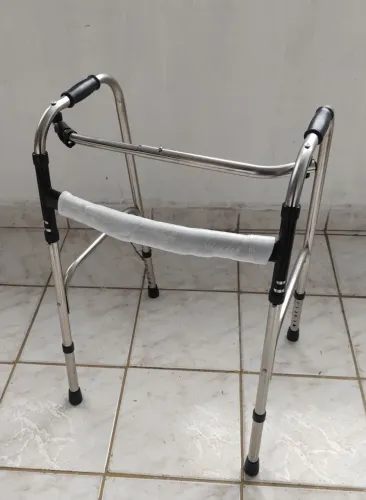 KIT DE CUIDADOS PARA IDOSOS 
