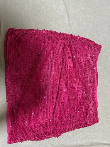 Vendo saia de lantejoula rosa