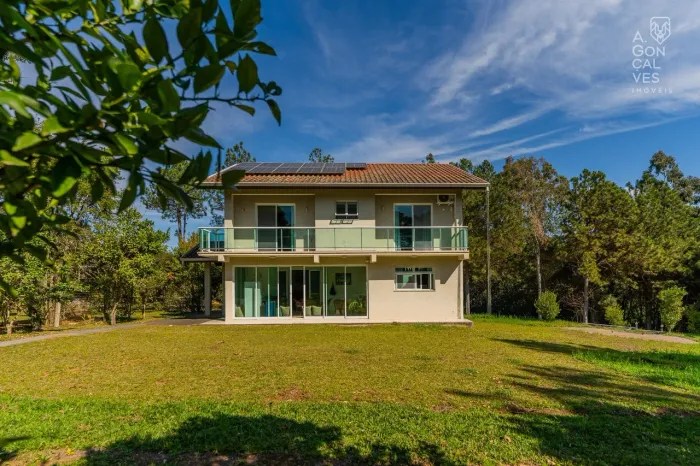 Casa de Campo Mobiliada, 4 Quartos, Hidromassagem, Energia Solar, 4 Vagas, Ganchinho, Curi