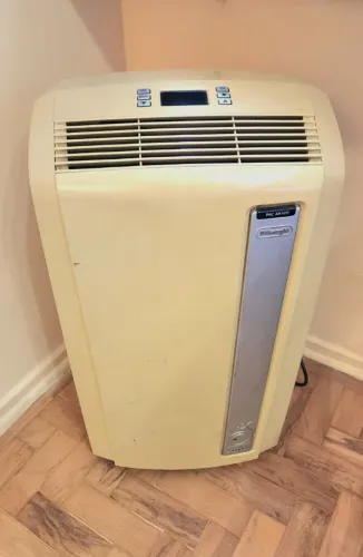 Ar Condicionado Portátil Delonghi PAC AN120 com acessórios