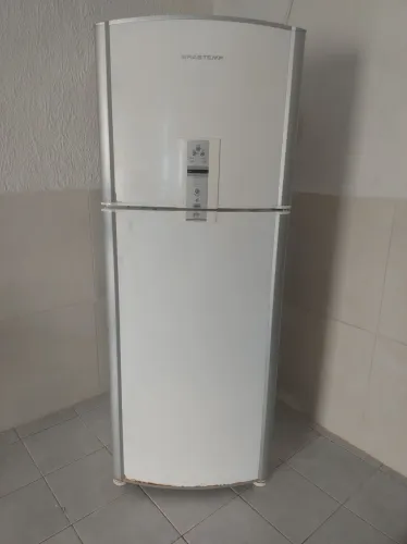Geladeira frosfree grande Brastemp 