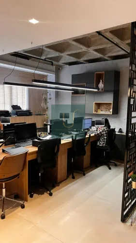 Sala comercial, 37m², mobiliada e decorada, Helbor dual