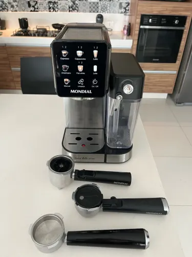 Cafeteira Espresso Automática Dolce Latte 20 Bar Mondial Preto/inox - CCL-01 110V
