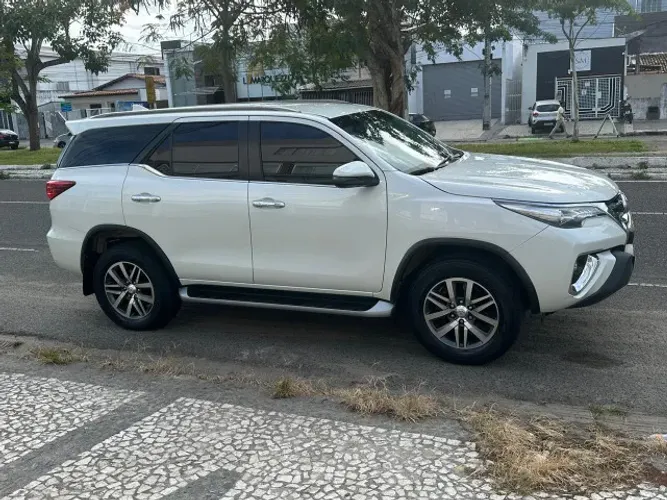 Toyota Hilux SW4 SRX 4X4 2.8 TDI 16V Dies. Aut. 2020