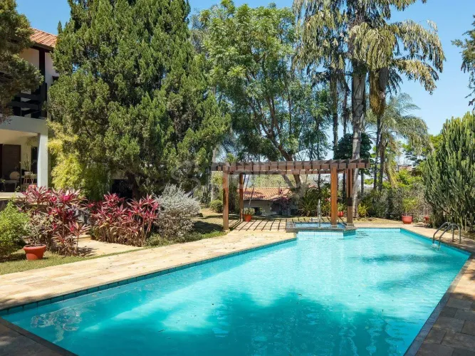 Casa à Venda No Condomínio Estancia Marambaia em Vinhedo/SP!!