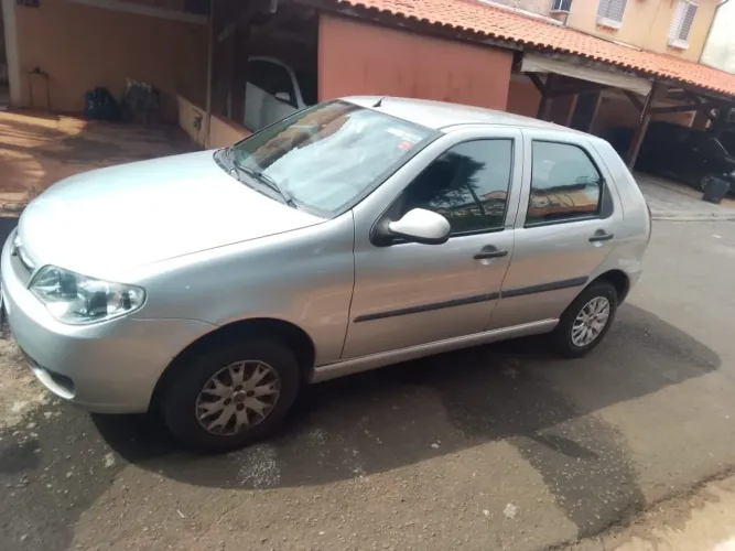 Fiat Palio 1.0 Economy Fire Flex 8V 4P 2013