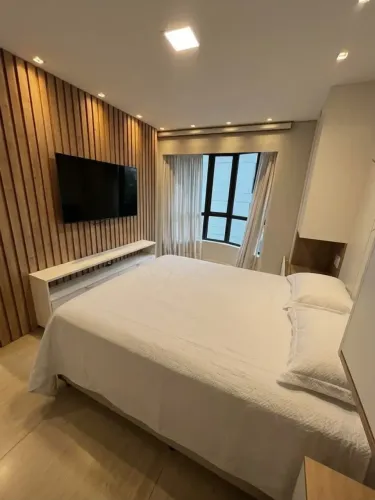 Apartamento para aluguel com 130 metros quadrados com 2 quartos