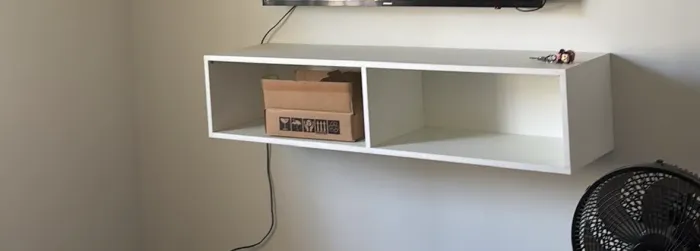 Móvel que usa embaixo da TV