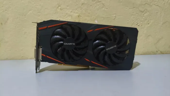 Placa de Vídeo Gigabyte RX 590 8GB