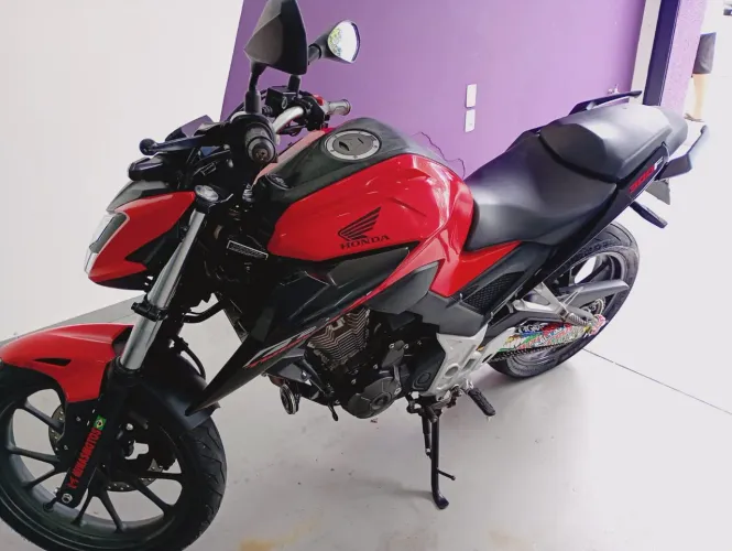 HONDA TWISTER 300F