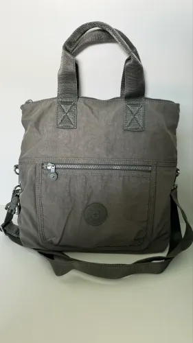 Bolsa Kipling Eleva cor Light Aloe