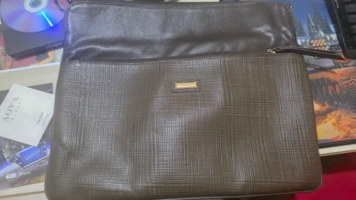 Bolsa Executiva de Mão Elegante Couro Fino