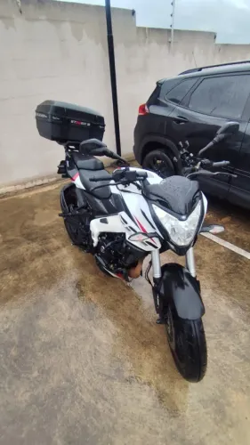 Bajaj Dominar 200 2023