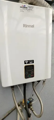 Aquecedor a gás Rinnai 21L - GLP c/ wi-fi (p/ conserto) 