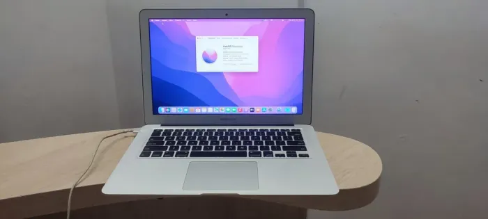 Macbook air 13 Ano 2015/Core i5/ssd128/4gb memoria