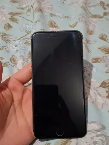 Iphone 8 plus - 64 GB