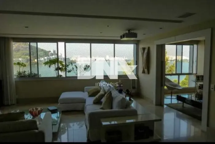 Apartamento : Padrão / Residencial / Lagoa