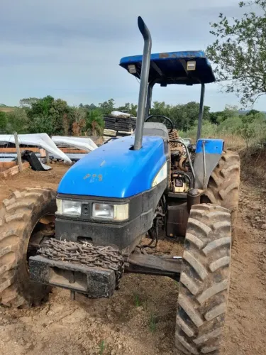 Trator New Holland TL75E