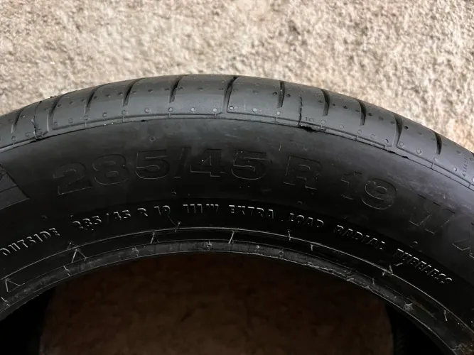 Pneu 285/45R19 Continental RUN FLAT ContiSportContact5 SSR tenho 4 Novos sem Uso 
