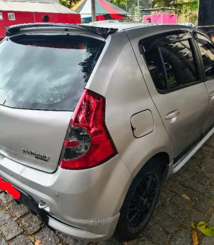 Renault Sandero GT Line Hi-flex 1.6 16V 4P 2011