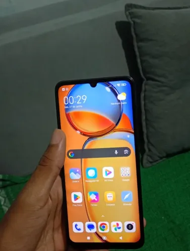 Redmi 13c 256gb 8 + 8 de RAM