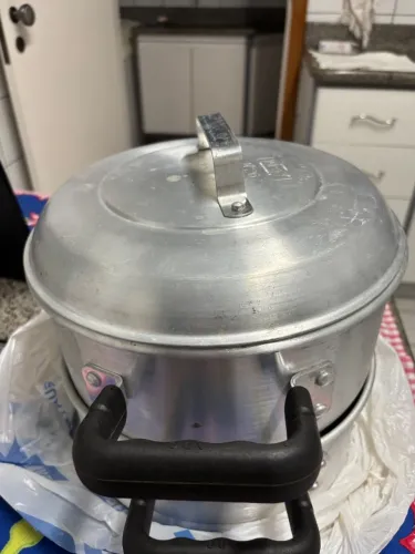 Panela Cuscuzeira de alumínio 2 em 1