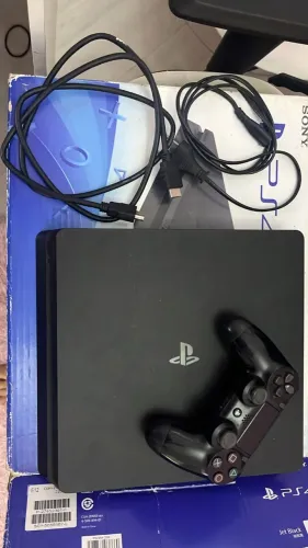 VENDO PLAYSTATION 4 COM DEFEITO