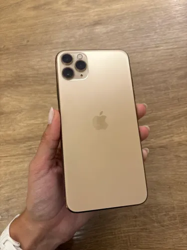 IPHONE 11 PRO MAX  64 GB GOLD, LOJA NO RIO MAR, ACEITO SEU IPHONE DE ENTRADA 