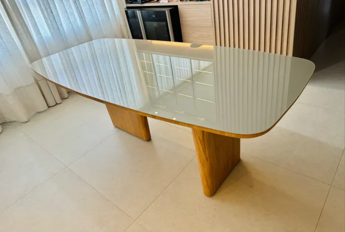Mesa Jantar Carvalho Natural com vidro laqueado