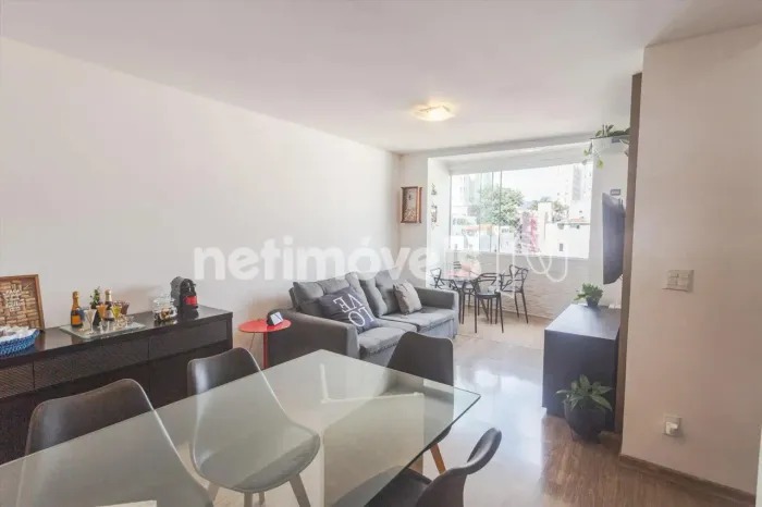 Apartamento com 2 quartos + DCE, varanda e vista privilegiada no Sagrada Família
