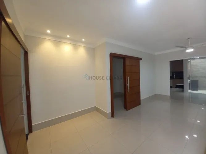 Casa 3 quartos sendo 1 suíte em condomínio fechado
