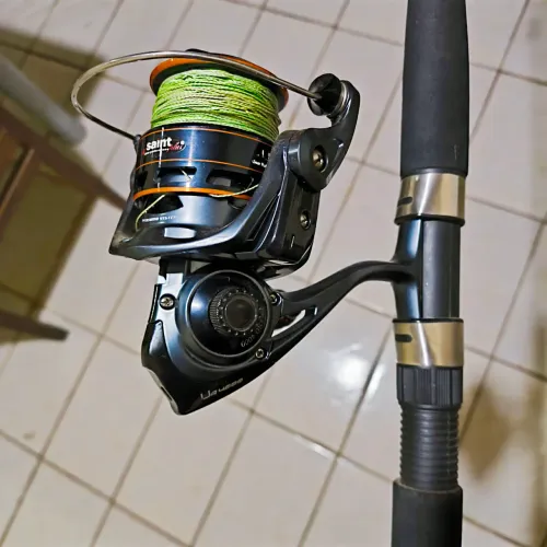 Vara Saint Plus + Molinete Saint Plus 7+1 Rolamentos