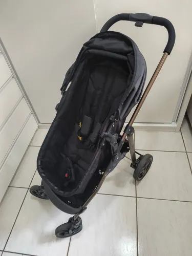 Carrinho de bebê