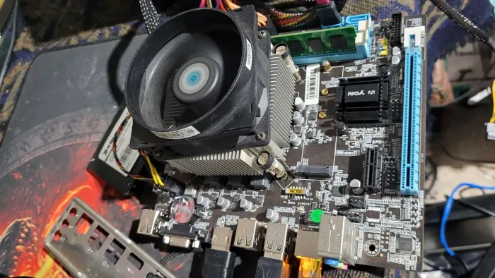 Kit H61 + i5-2400 + 8GB DDR3 + SSD 128GB