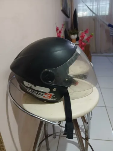 Vendo CAPACETE DE MOTO