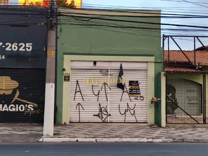 Salão Comercial para Alugar no Centro de Suzano-SP