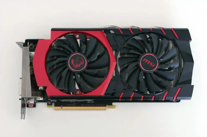 GTX 960 4GB MSI (Perfeita)