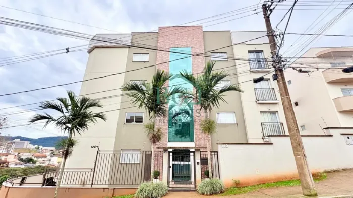 Excelente apartamento na Zona Oeste de Poços de Caldas, MG.