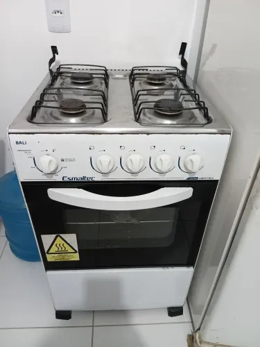 Vende-se fogão de 4bocas 