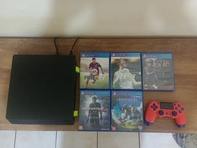Playstation 4 Slim 1TB + 5 Jogos 