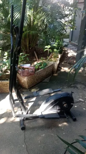 Vendo Elíptico Magnetic Até 120 Kg Em Bom Estado <br>ZAP *<br>Valor 250,00